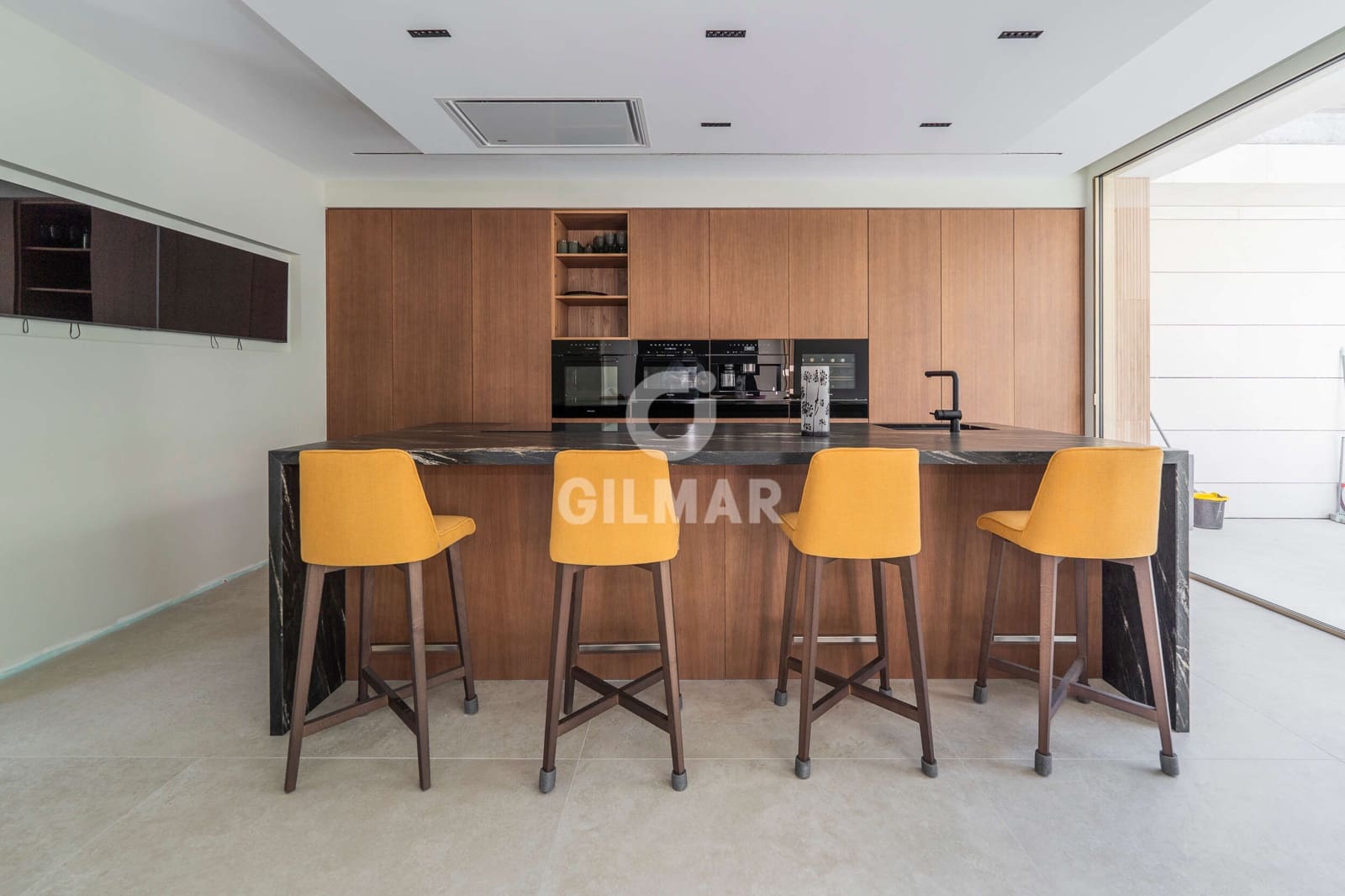 6 bedroom Villa for sale in Algete with pool garage - € 3,125,000 (Ref: 9866324)