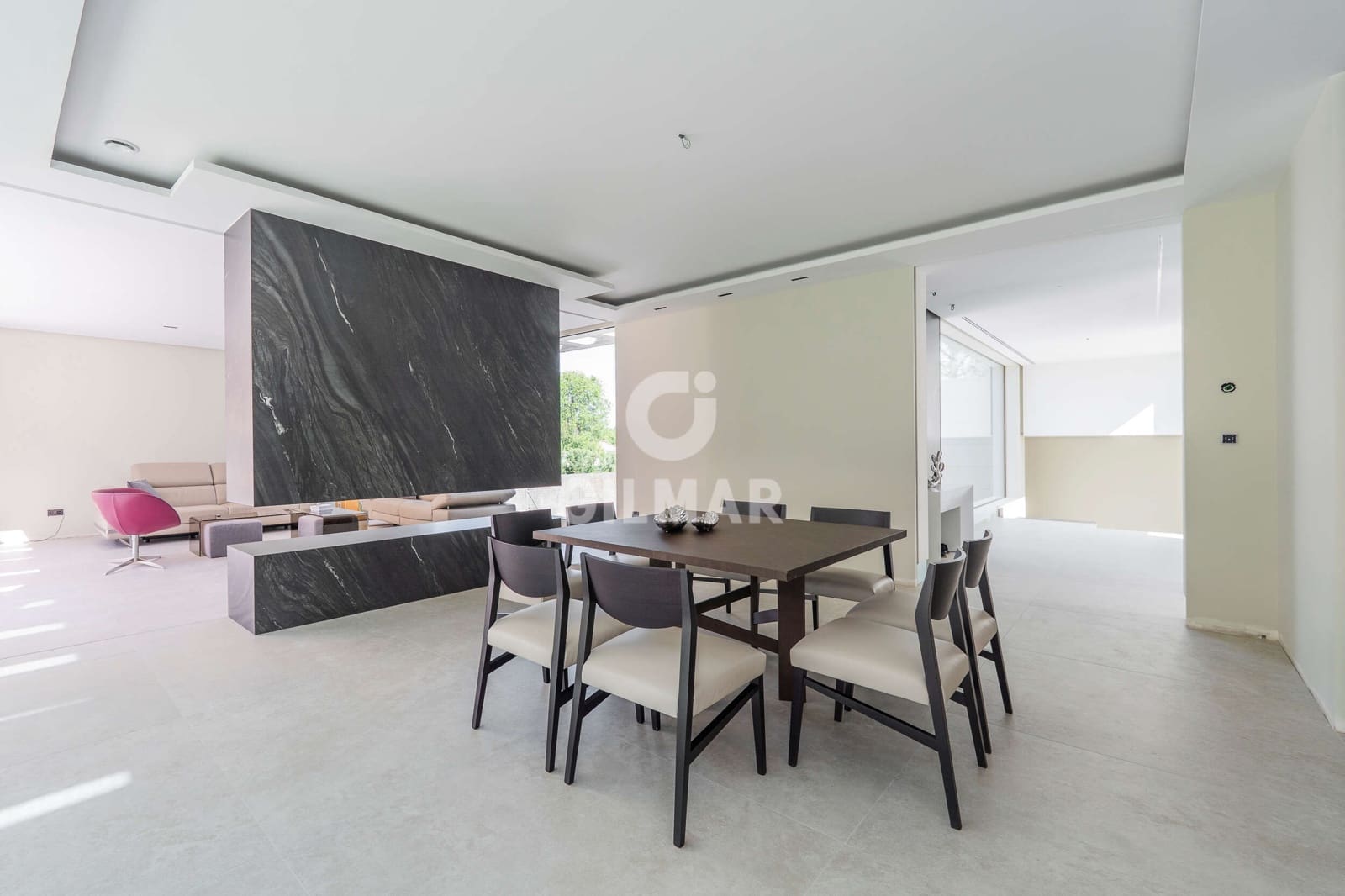 6 bedroom Villa for sale in Algete with pool garage - € 3,125,000 (Ref: 9866324)
