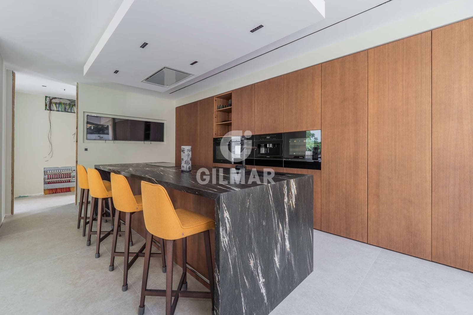 6 bedroom Villa for sale in Algete with pool garage - € 3,125,000 (Ref: 9866324)