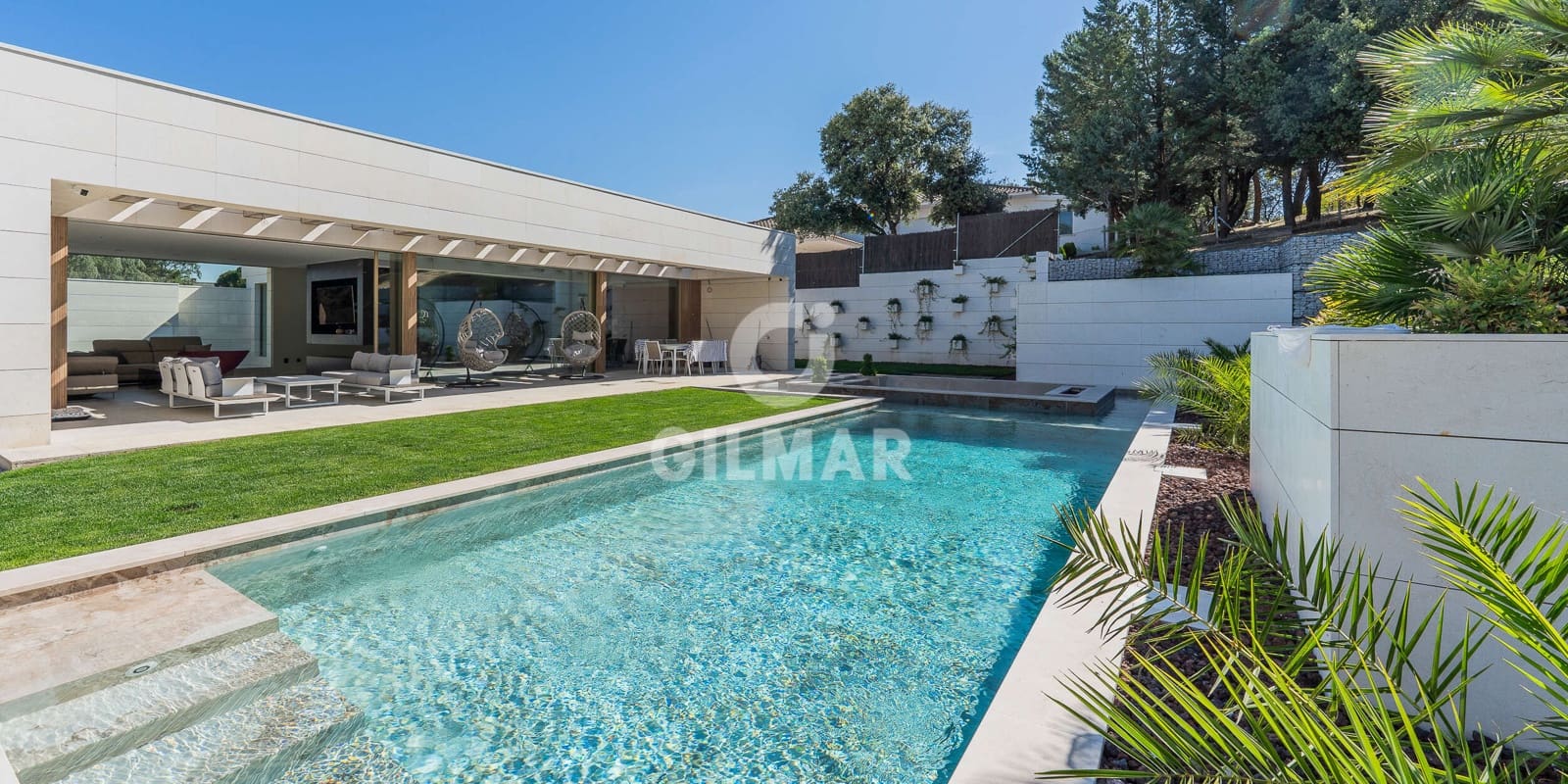 6 bedroom Villa for sale in Algete with pool garage - € 3,125,000 (Ref: 9866324)
