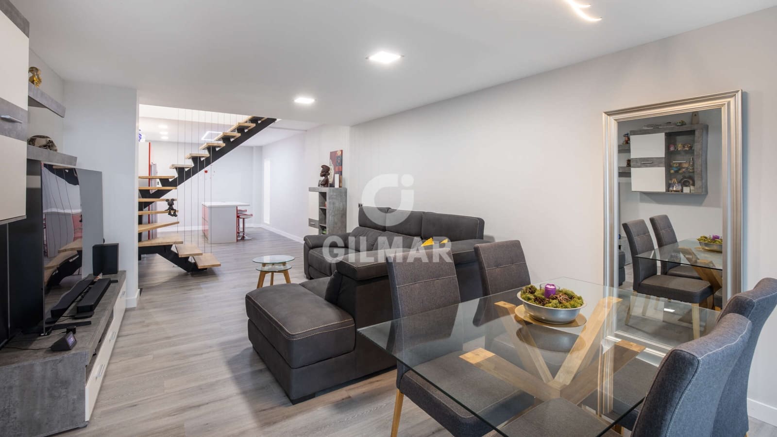 3 sypialnia Dom blizniak na sprzedaż w Las Palmas de Gran Canaria z garażem - 445 000 € (Ref: 9872288)