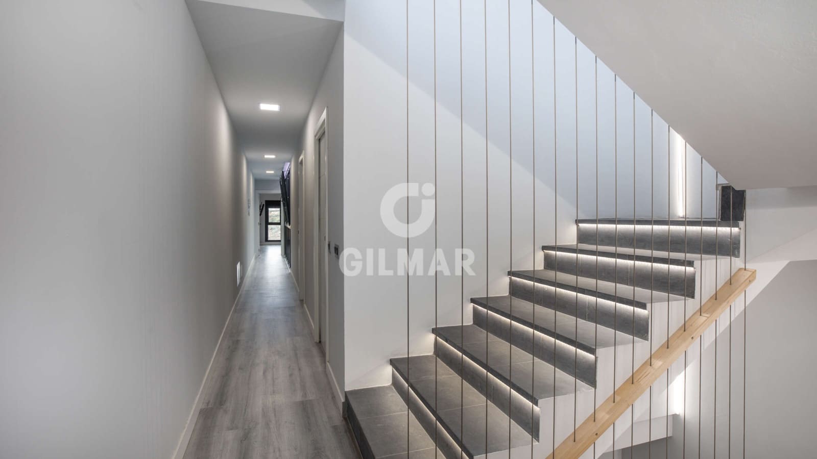 3 sypialnia Dom blizniak na sprzedaż w Las Palmas de Gran Canaria z garażem - 445 000 € (Ref: 9872288)