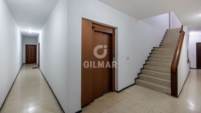 4 quarto Apartamento para venda em Alcaravaneras, Las Palmas de Gran Canaria com garagem - 498 000 € (Ref: 9872428)