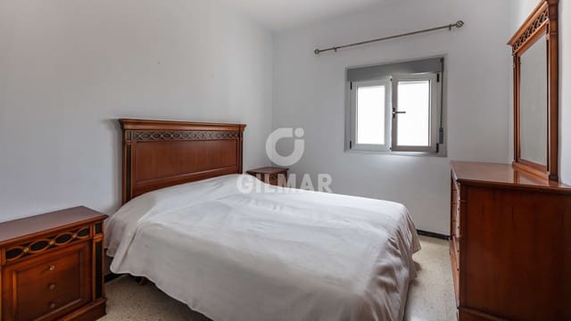 4 quarto Apartamento para venda em Alcaravaneras, Las Palmas de Gran Canaria com garagem - 498 000 € (Ref: 9872428)