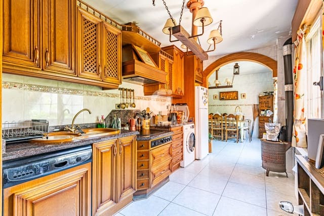 5 slaapkamer Halfvrijstaande villa te koop in Colmenar Viejo met garage - € 498.000 (Ref: 9874234)