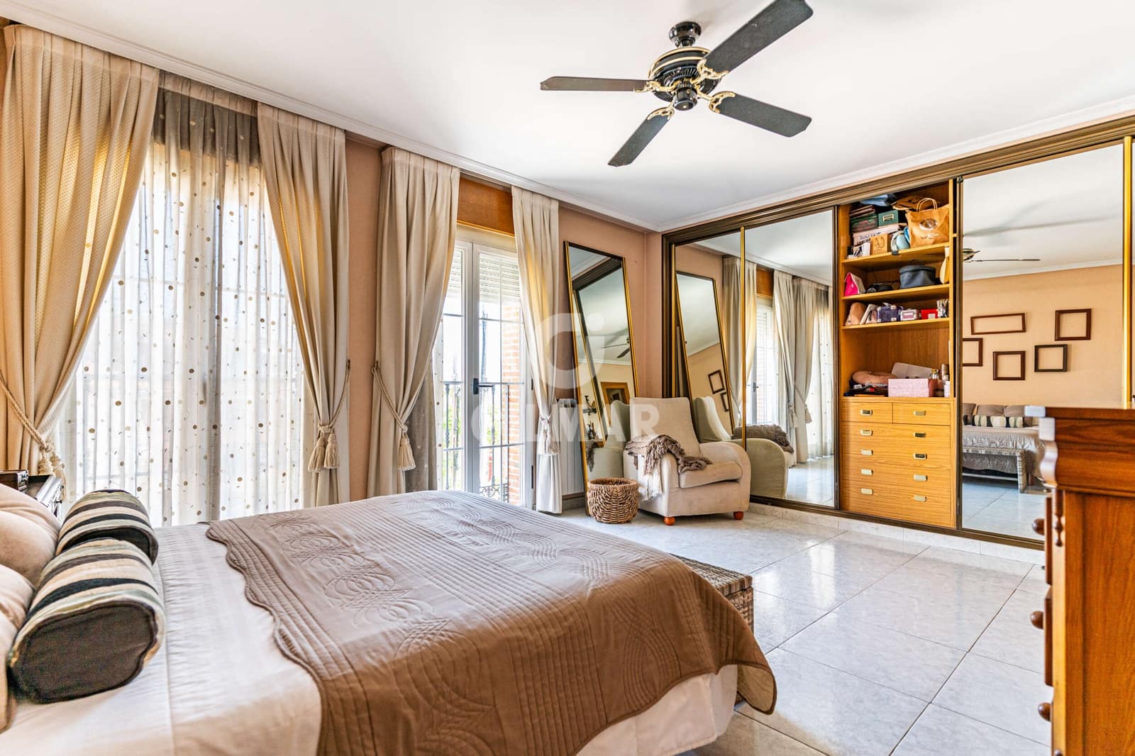 5 slaapkamer Halfvrijstaande villa te koop in Colmenar Viejo met garage - € 498.000 (Ref: 9874234)