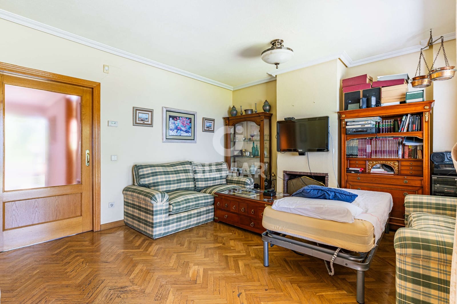 4 bedroom Terraced Villa for sale in Madrid city with garage - € 1,315,000 (Ref: 9874235)