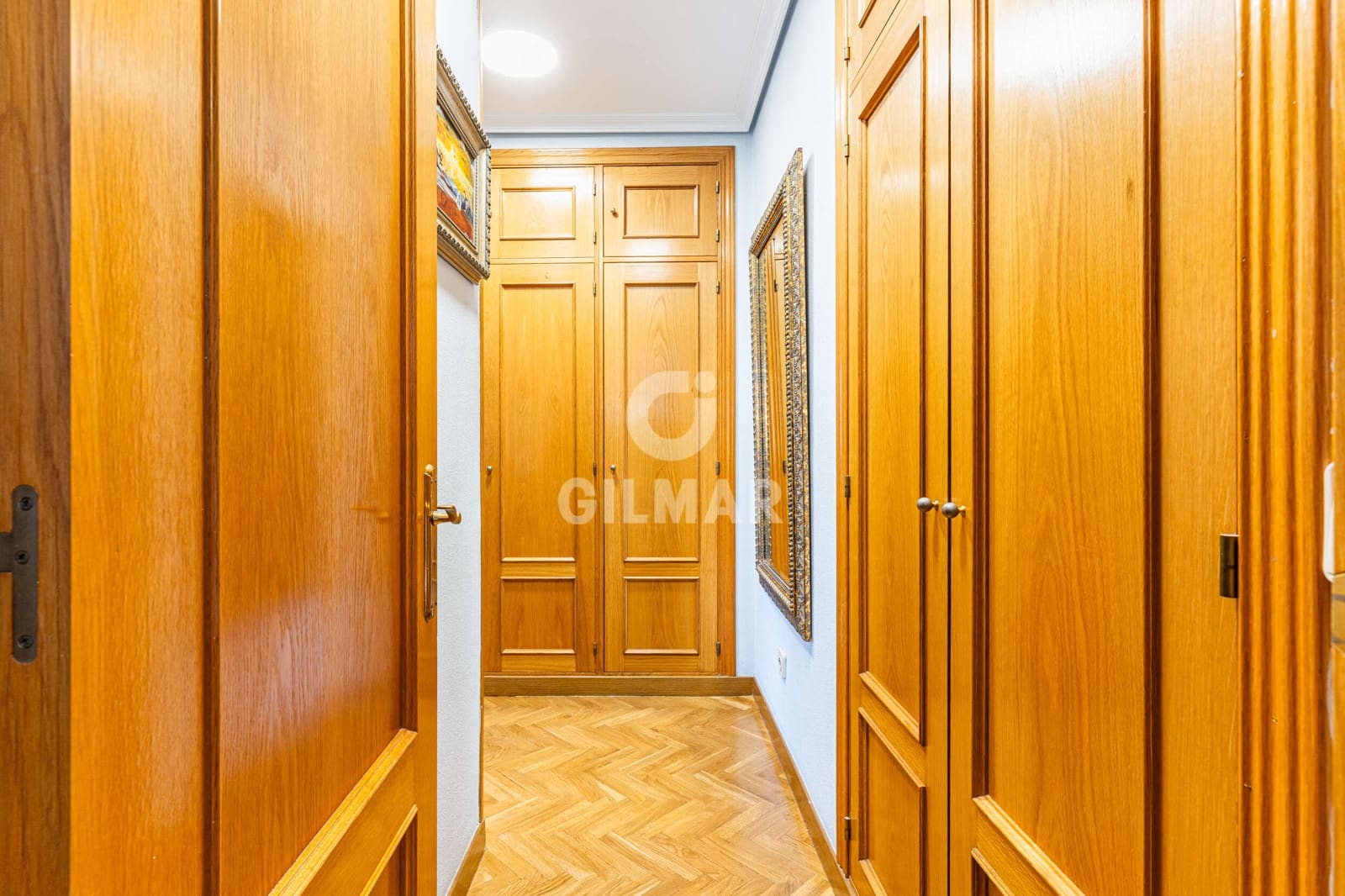 4 bedroom Terraced Villa for sale in Madrid city with garage - € 1,315,000 (Ref: 9874235)