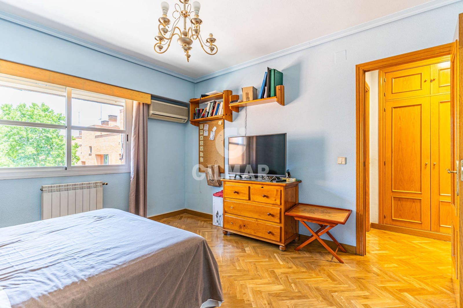 4 bedroom Terraced Villa for sale in Madrid city with garage - € 1,315,000 (Ref: 9874235)