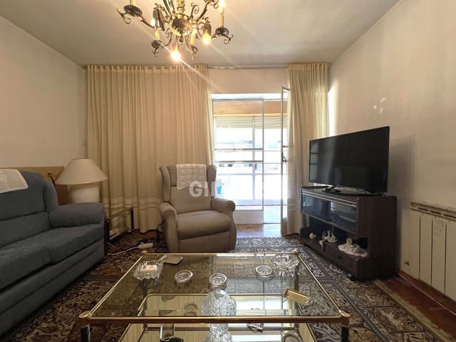 3 bedroom Flat for sale in Madrid city - € 320,000 (Ref: 9879792)