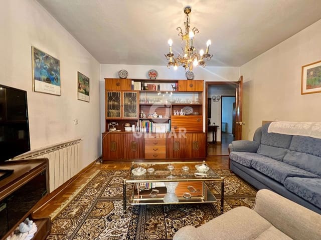 3 bedroom Flat for sale in Madrid city - € 320,000 (Ref: 9879792)
