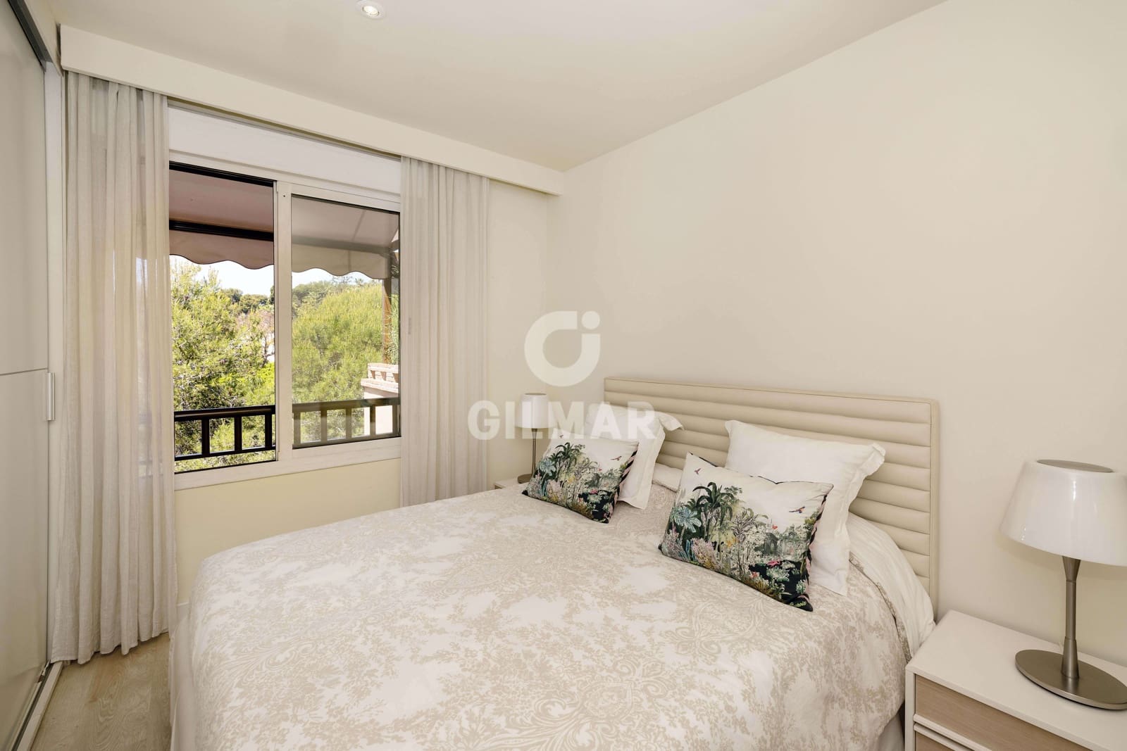 3 soverom Leilighet til salgs i Marbella med svømmebasseng garasje - € 895 000 (Ref: 9879793)