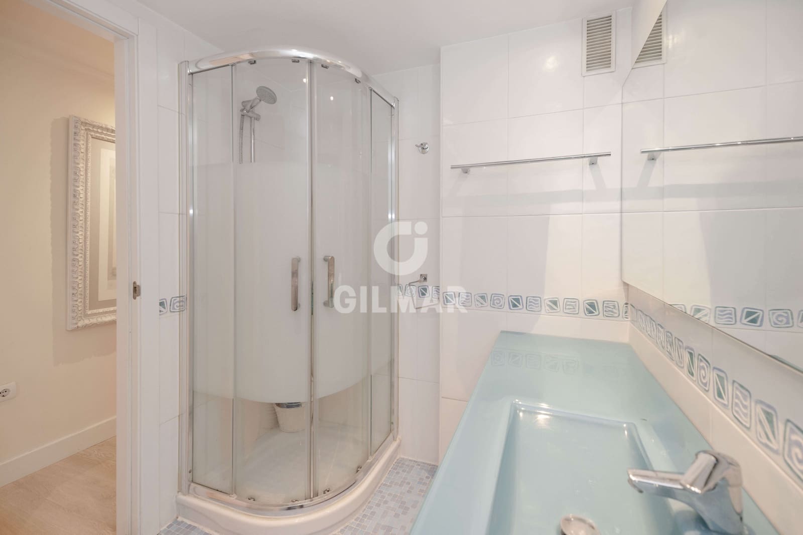 3 soverom Leilighet til salgs i Marbella med svømmebasseng garasje - € 895 000 (Ref: 9879793)