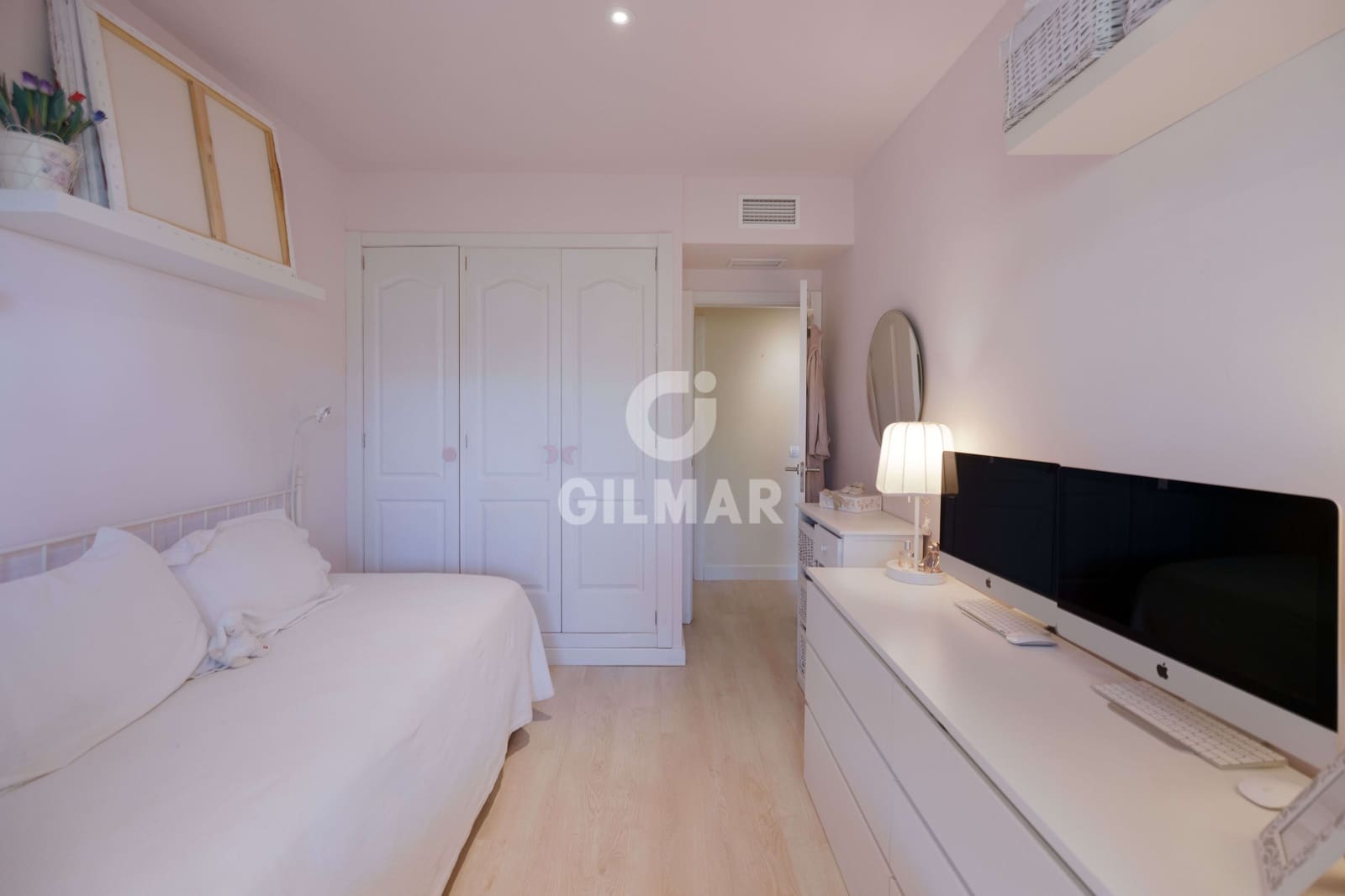 3 soverom Leilighet til salgs i Marbella med svømmebasseng garasje - € 895 000 (Ref: 9879793)