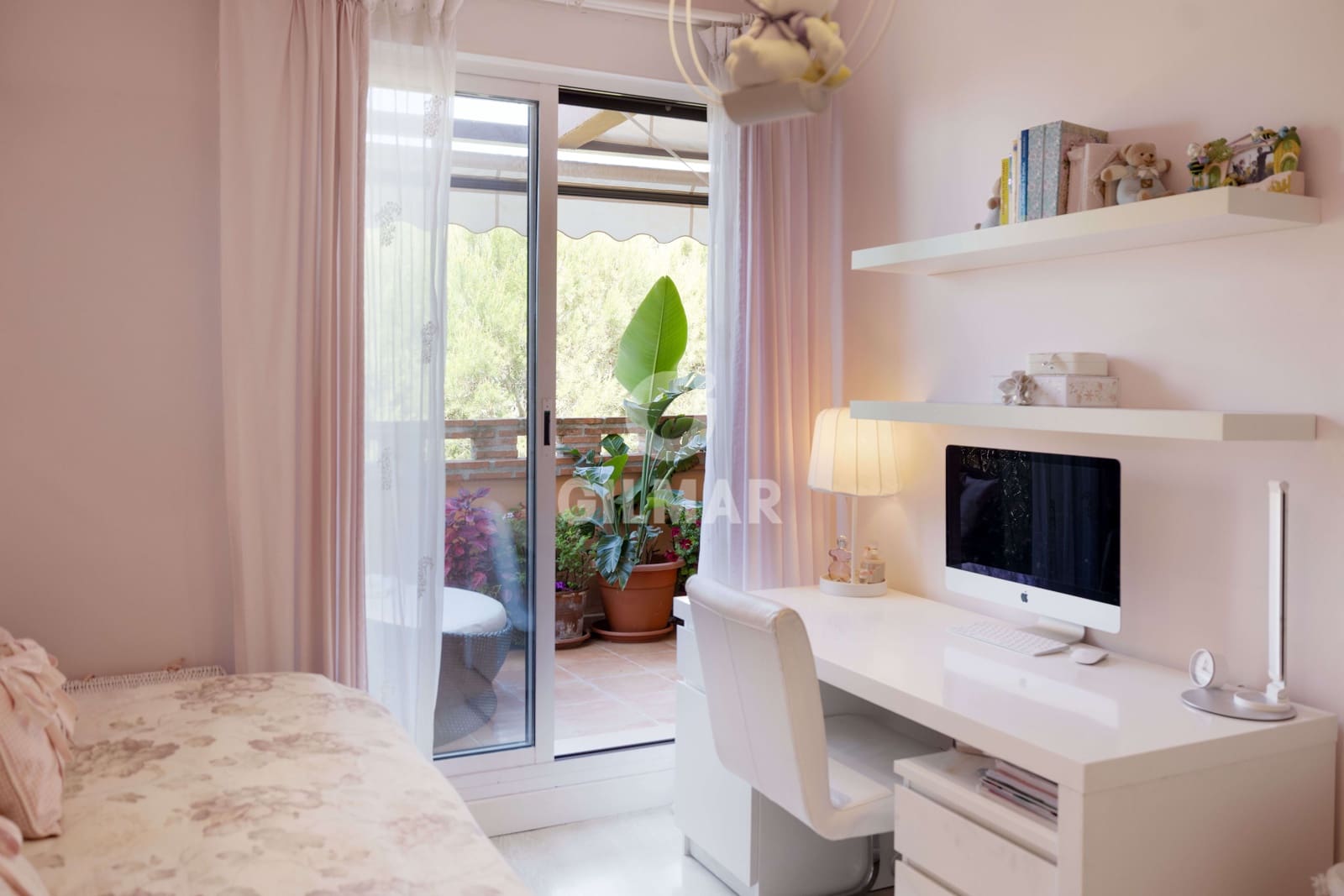 3 soverom Leilighet til salgs i Marbella med svømmebasseng garasje - € 895 000 (Ref: 9879793)