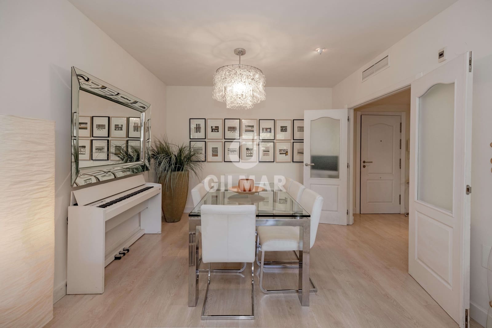 3 soverom Leilighet til salgs i Marbella med svømmebasseng garasje - € 895 000 (Ref: 9879793)