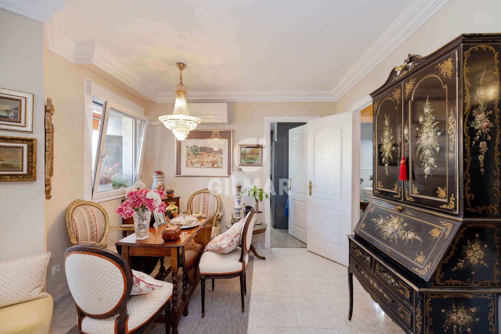 3 makuuhuone Asunto myytävänä paikassa Marbella - 455 000 € (Ref: 9879896)