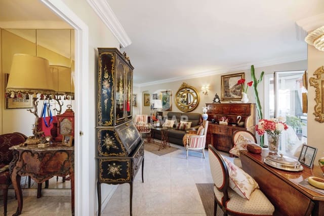 3 makuuhuone Asunto myytävänä paikassa Playa Bajadilla - Puertos, Marbella - 455 000 € (Ref: 9879896)