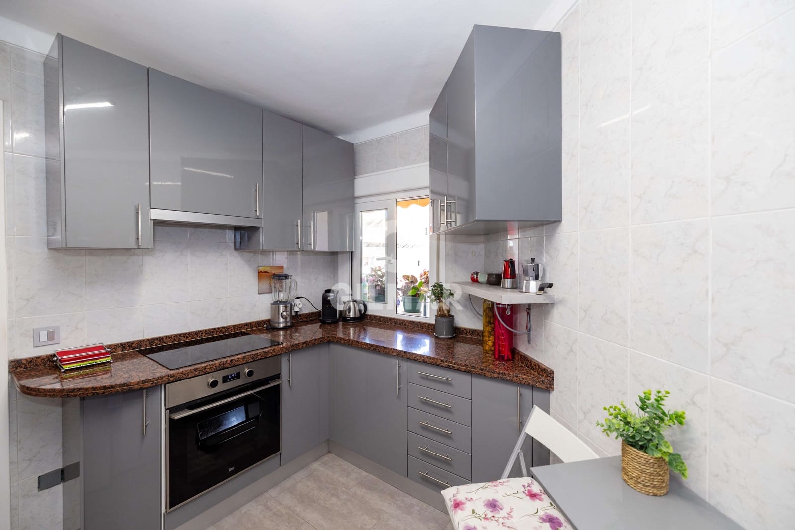 3 makuuhuone Asunto myytävänä paikassa Marbella - 455 000 € (Ref: 9879896)
