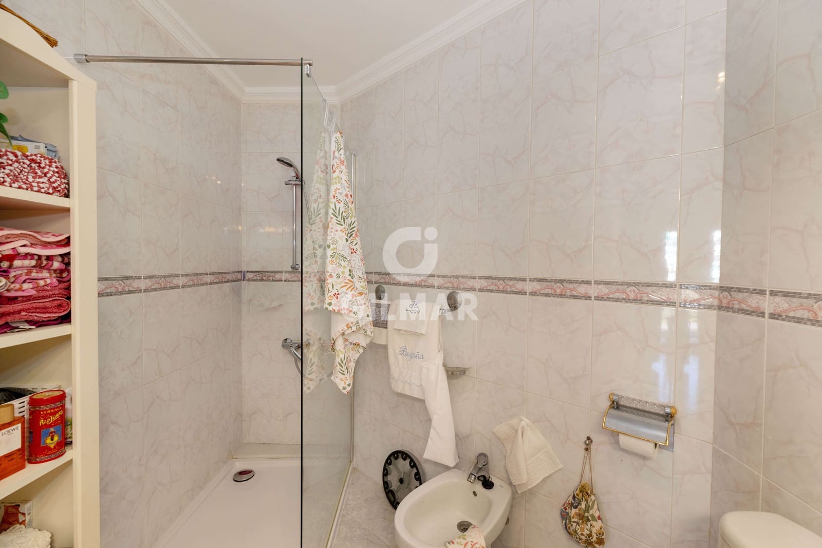 3 makuuhuone Asunto myytävänä paikassa Marbella - 455 000 € (Ref: 9879896)