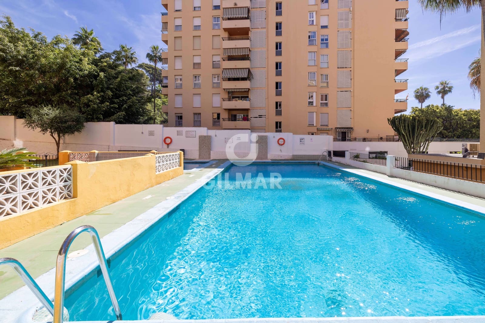 3 quarto Apartamento para venda em Marbella com piscina - 449 999 € (Ref: 9882455)