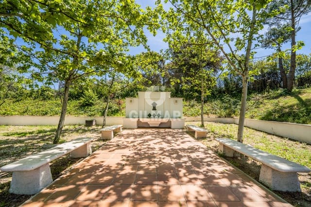 5 makuuhuone Huvila myytävänä paikassa San Sebastián de los Reyes mukana uima-altaan 
autotalli - 2 100 000 € (Ref: 9883599)
