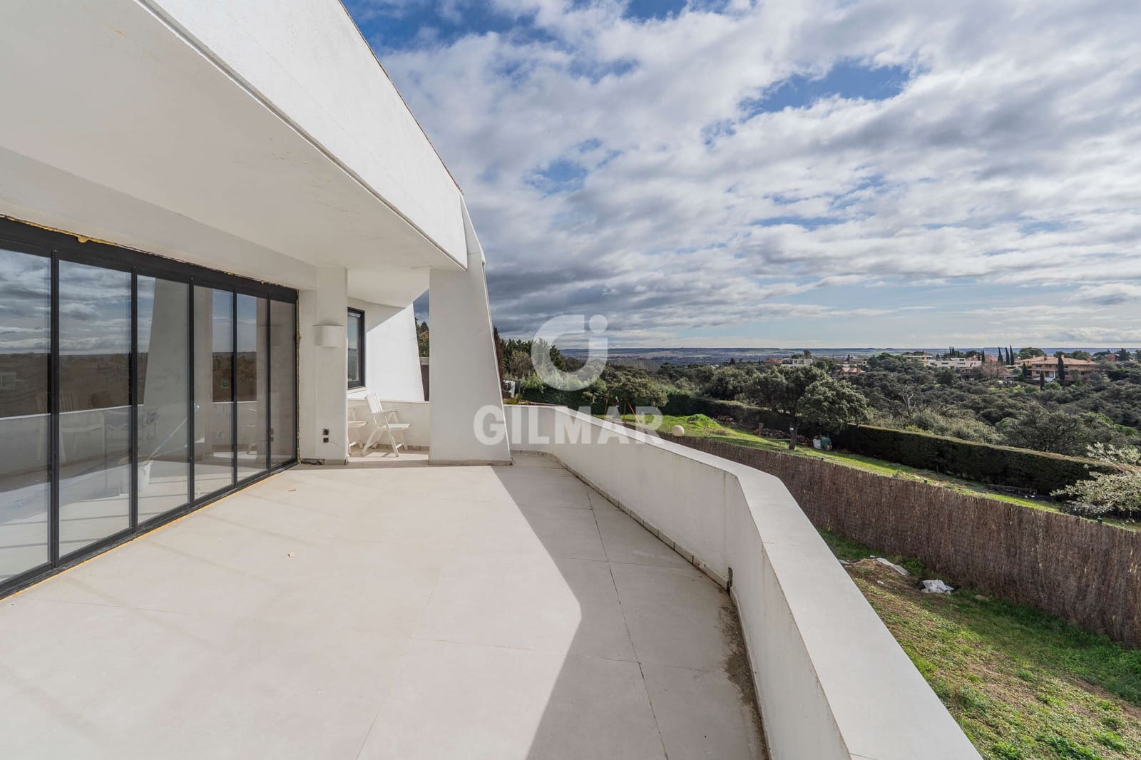 4 bedroom Villa for sale in San Sebastian de los Reyes with pool garage - € 1,995,000 (Ref: 9889173)