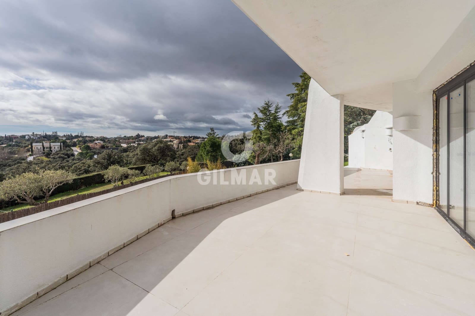 4 bedroom Villa for sale in San Sebastian de los Reyes with pool garage - € 1,995,000 (Ref: 9889173)