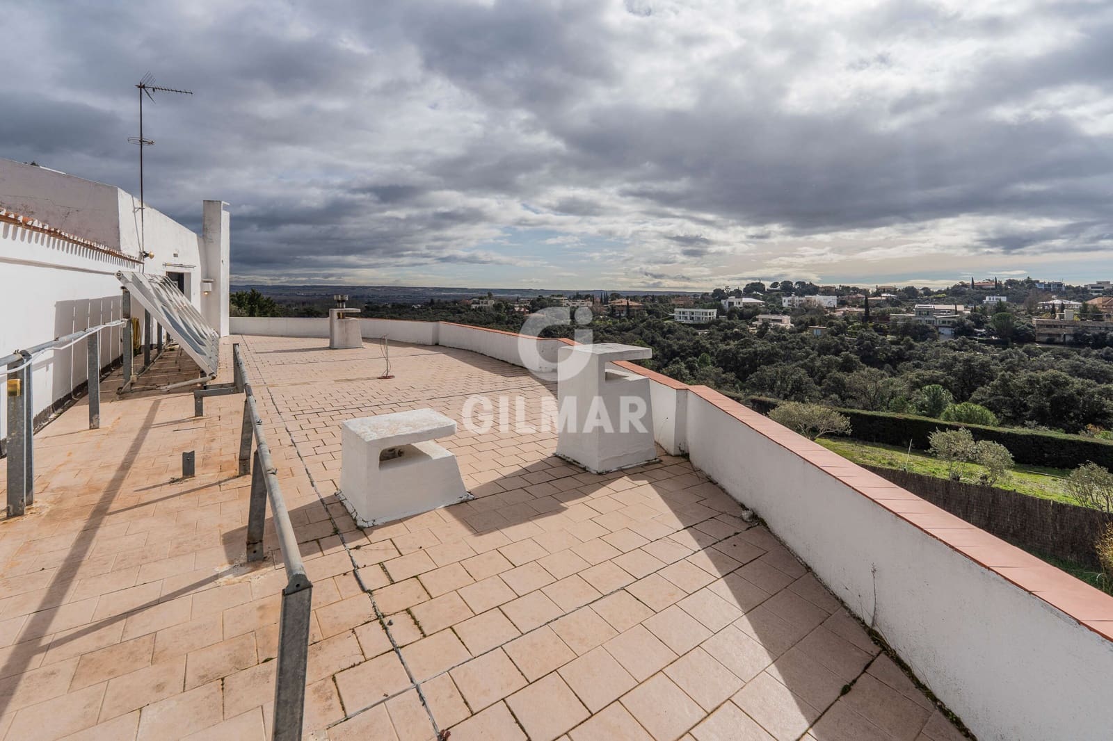 4 bedroom Villa for sale in San Sebastian de los Reyes with pool garage - € 1,995,000 (Ref: 9889173)
