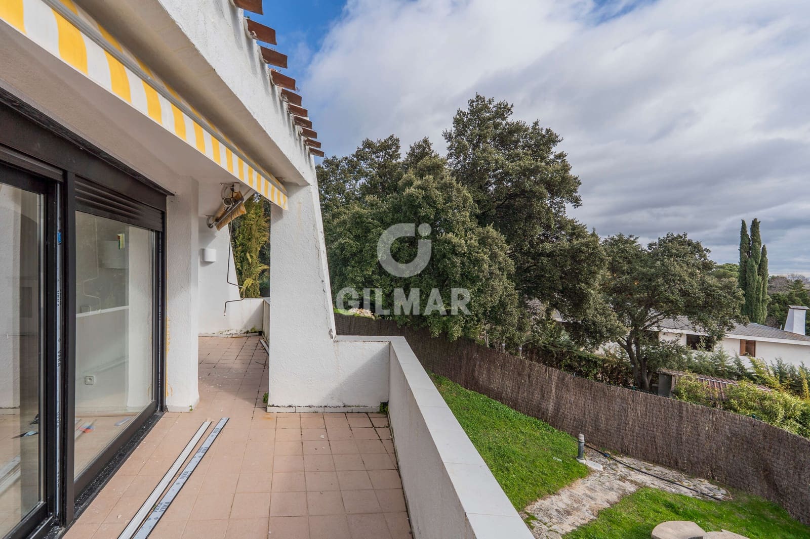 4 bedroom Villa for sale in San Sebastian de los Reyes with pool garage - € 1,995,000 (Ref: 9889173)