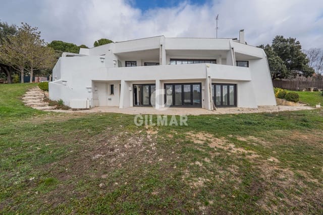 4 sovrum Villa till salu i San Sebastián de los Reyes med pool garage - 1 995 000 € (Ref: 9889173)