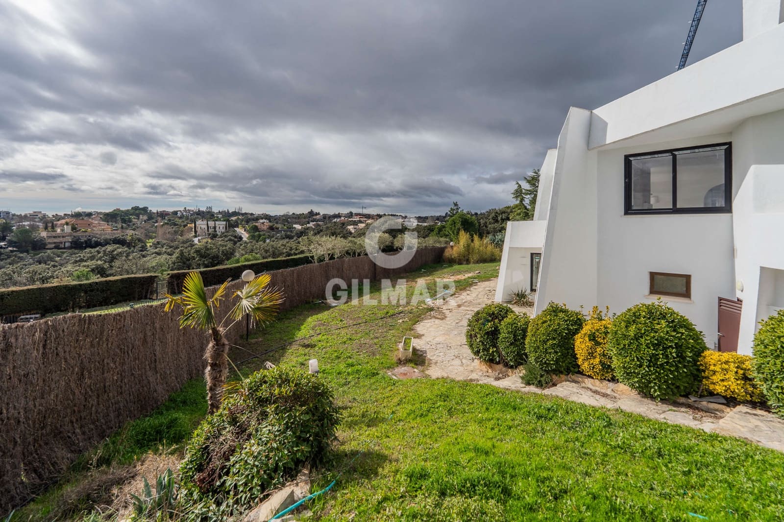 4 bedroom Villa for sale in San Sebastian de los Reyes with pool garage - € 1,995,000 (Ref: 9889173)