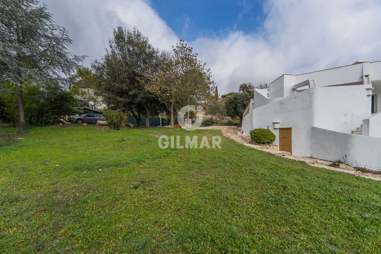 4 bedroom Villa for sale in San Sebastian de los Reyes with pool garage - € 1,995,000 (Ref: 9889173)