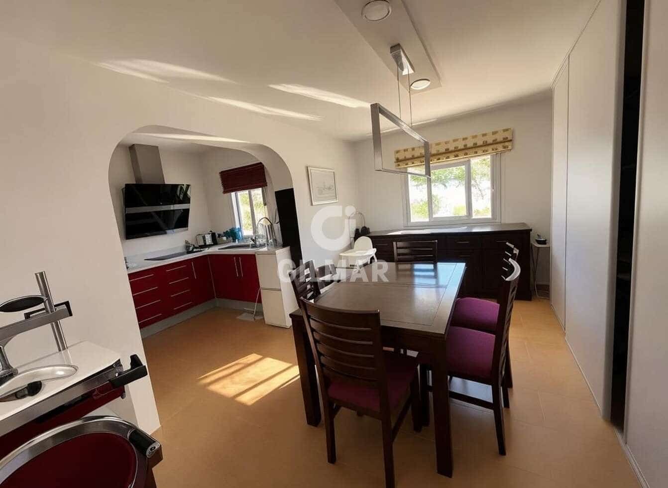 Chalet de 3 habitaciones en Costa del Silencio en venta con piscina garaje - 670.000 € (Ref: 9890983)