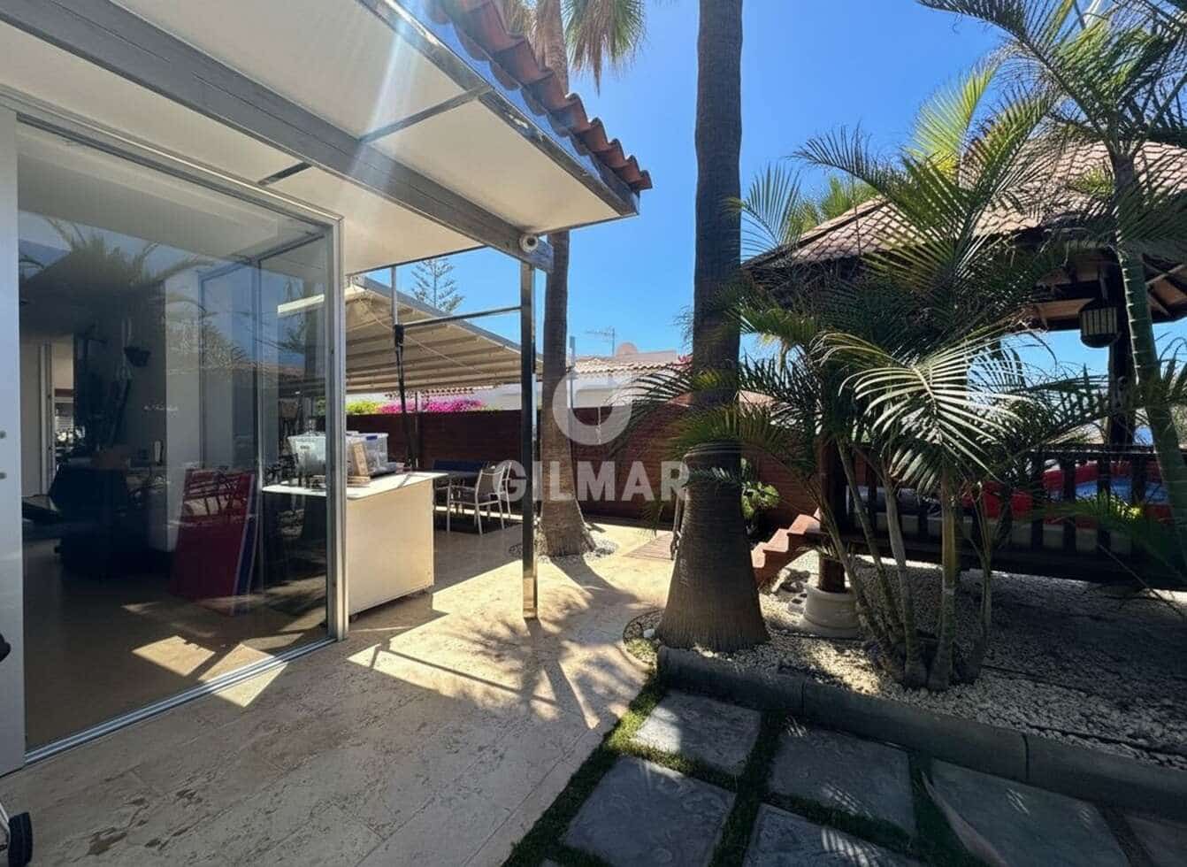 Chalet de 3 habitaciones en Costa del Silencio en venta con piscina garaje - 670.000 € (Ref: 9890983)