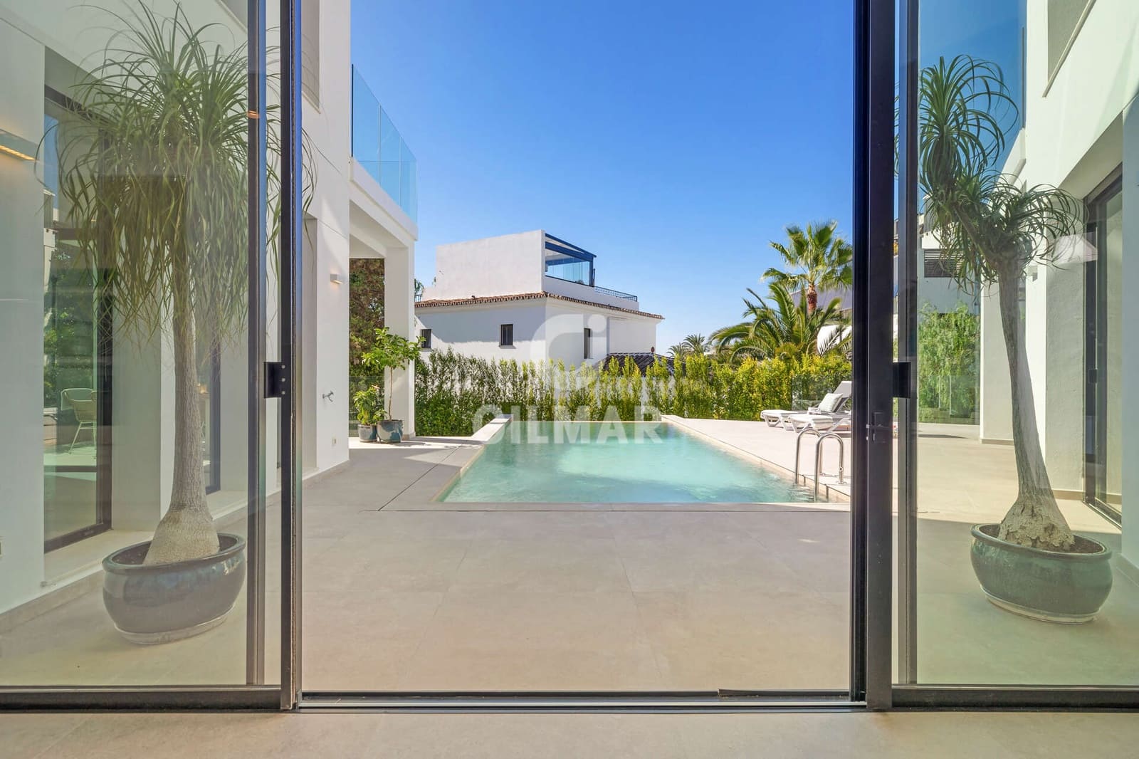 5 Zimmer Villa zu verkaufen in Marbesa mit Pool Garage - 3.345.000 € (Ref: 9891349)