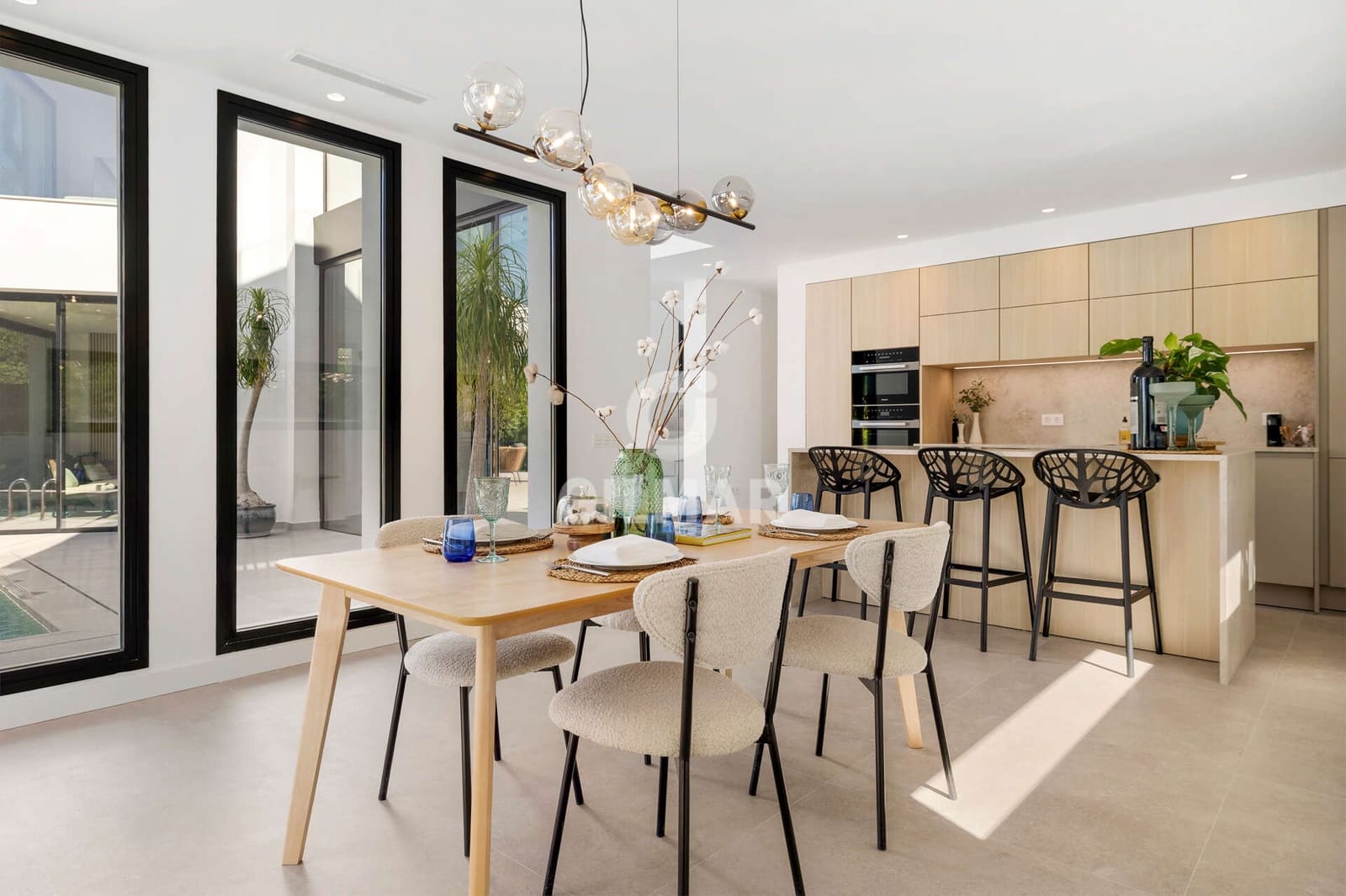 5 Zimmer Villa zu verkaufen in Marbesa mit Pool Garage - 3.345.000 € (Ref: 9891349)