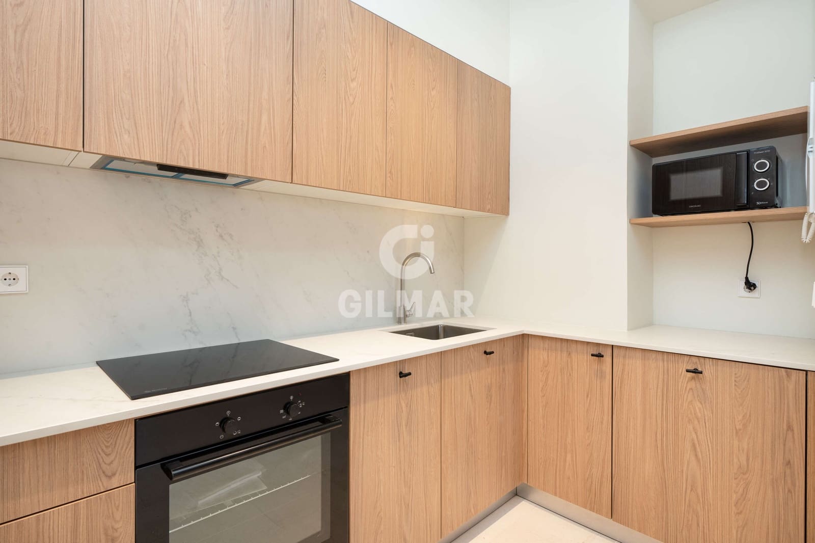 3 bedroom Flat for sale in Madrid city - € 600,000 (Ref: 9892984)