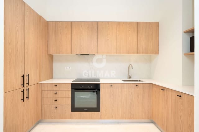 3 bedroom Flat for sale in Prosperidad, Madrid city - € 600,000 (Ref: 9892984)