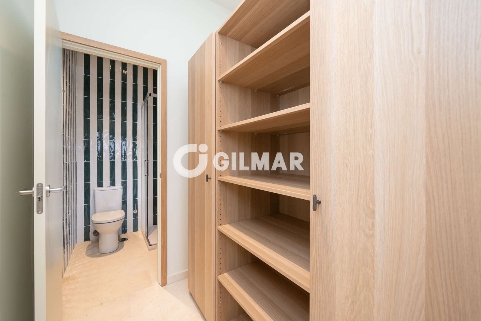 Piso de 3 habitaciones en Madrid ciudad en venta - 580.000 € (Ref: 9892984)