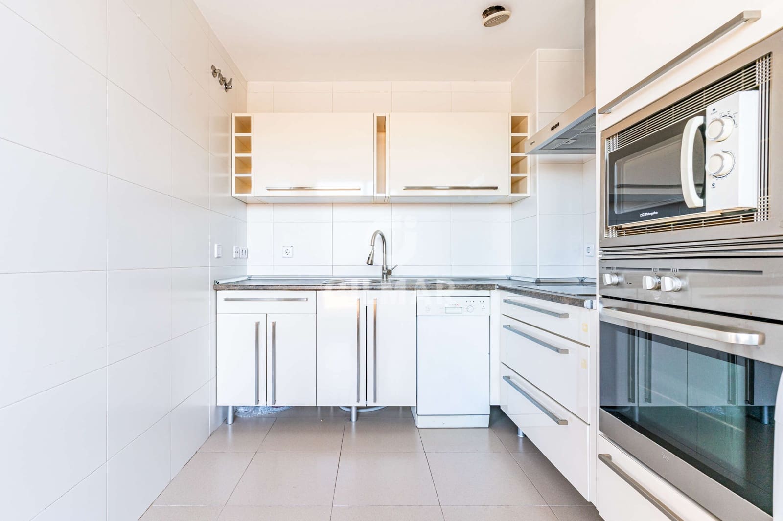 2 sovrum Takvåning till salu i Madrid stad med pool garage - 715 000 € (Ref: 9893249)
