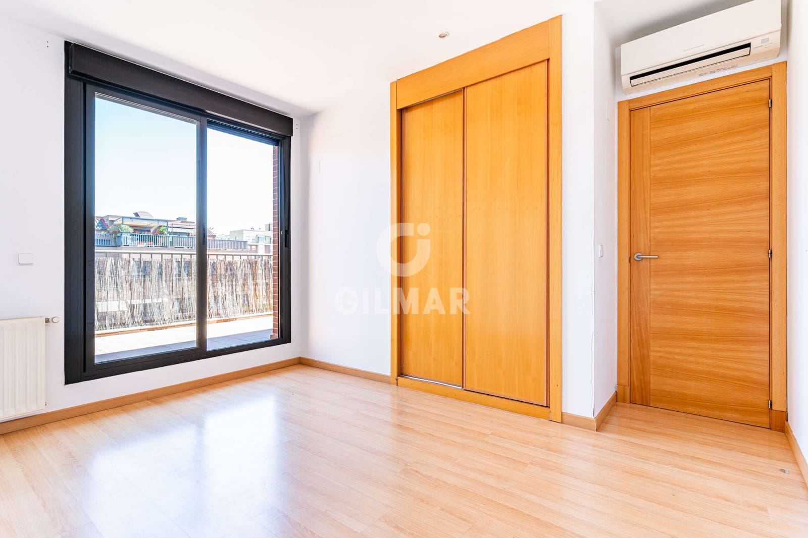 2 sovrum Takvåning till salu i Madrid stad med pool garage - 715 000 € (Ref: 9893249)