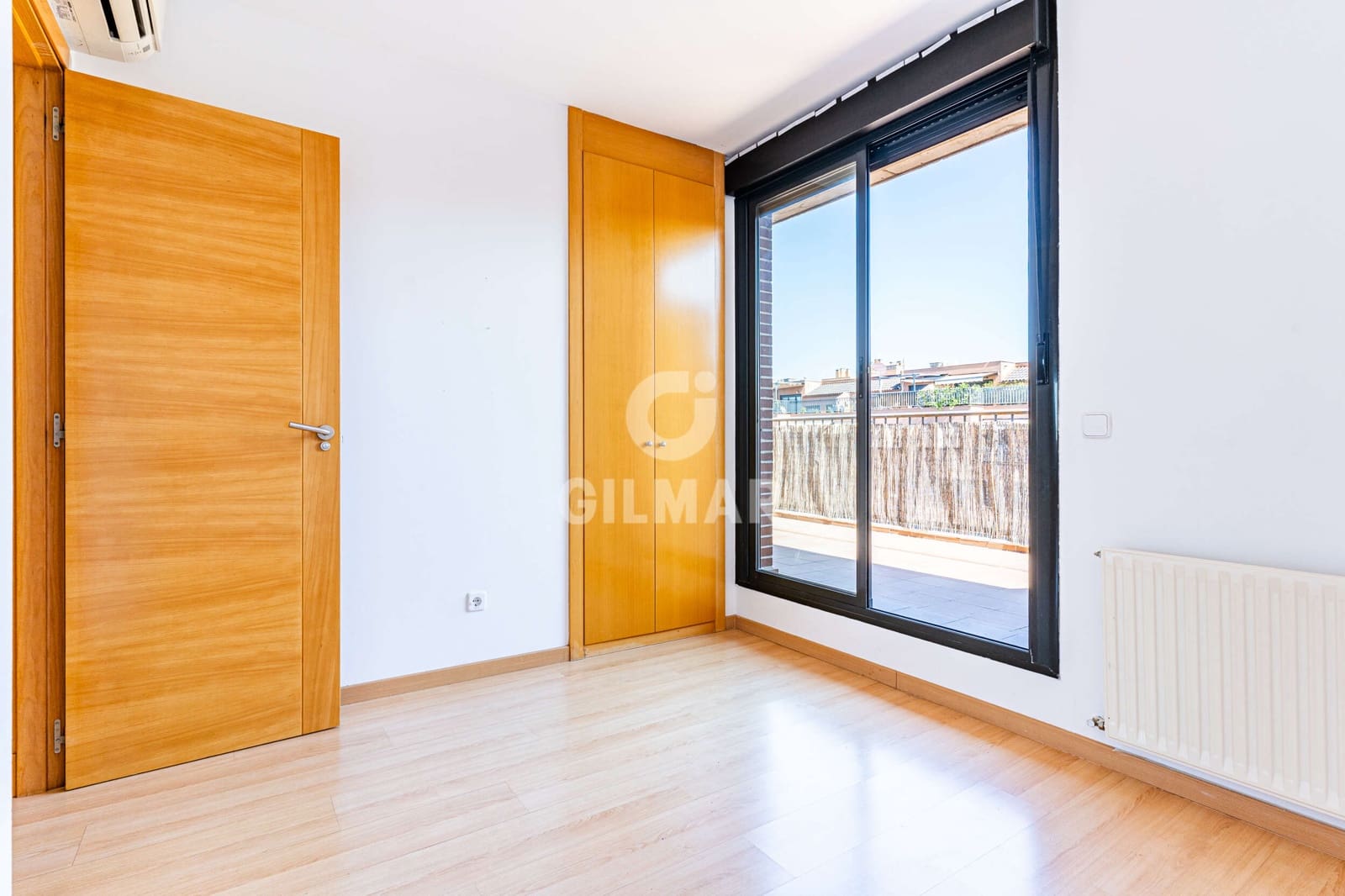 2 sovrum Takvåning till salu i Madrid stad med pool garage - 715 000 € (Ref: 9893249)