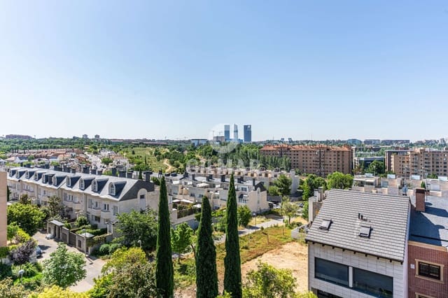 2 sovrum Takvåning till salu i Mirasierra, Madrid stad med pool garage - 715 000 € (Ref: 9893249)