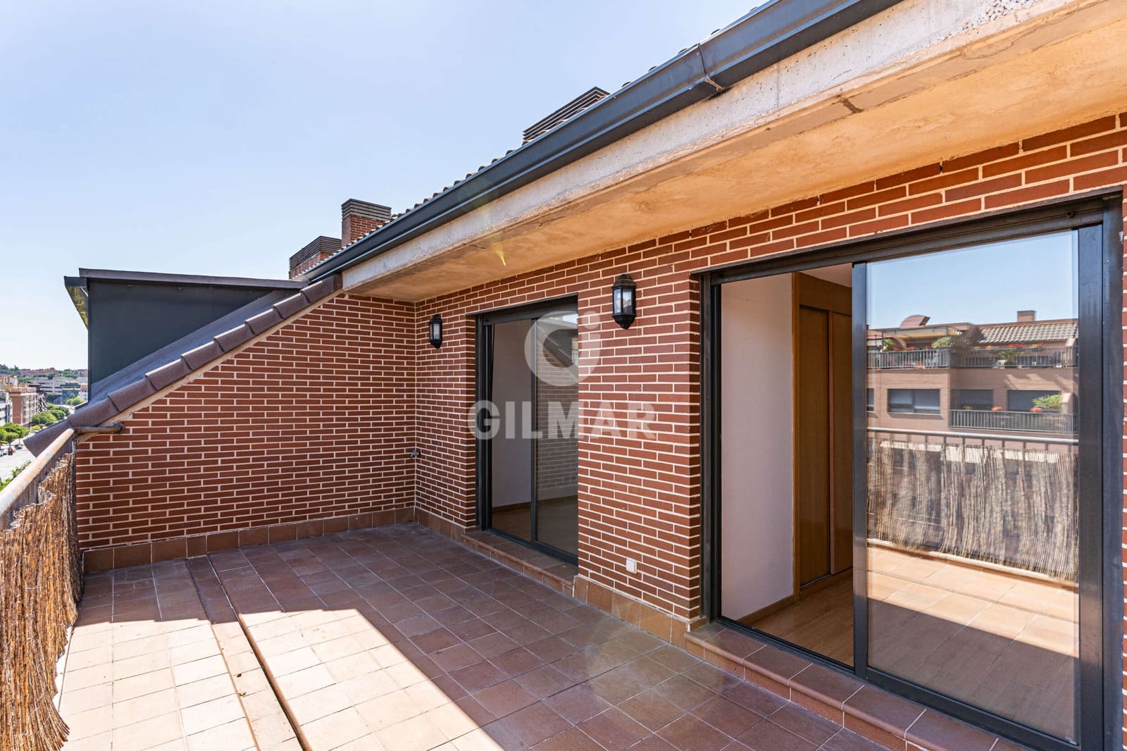 2 sovrum Takvåning till salu i Madrid stad med pool garage - 715 000 € (Ref: 9893249)