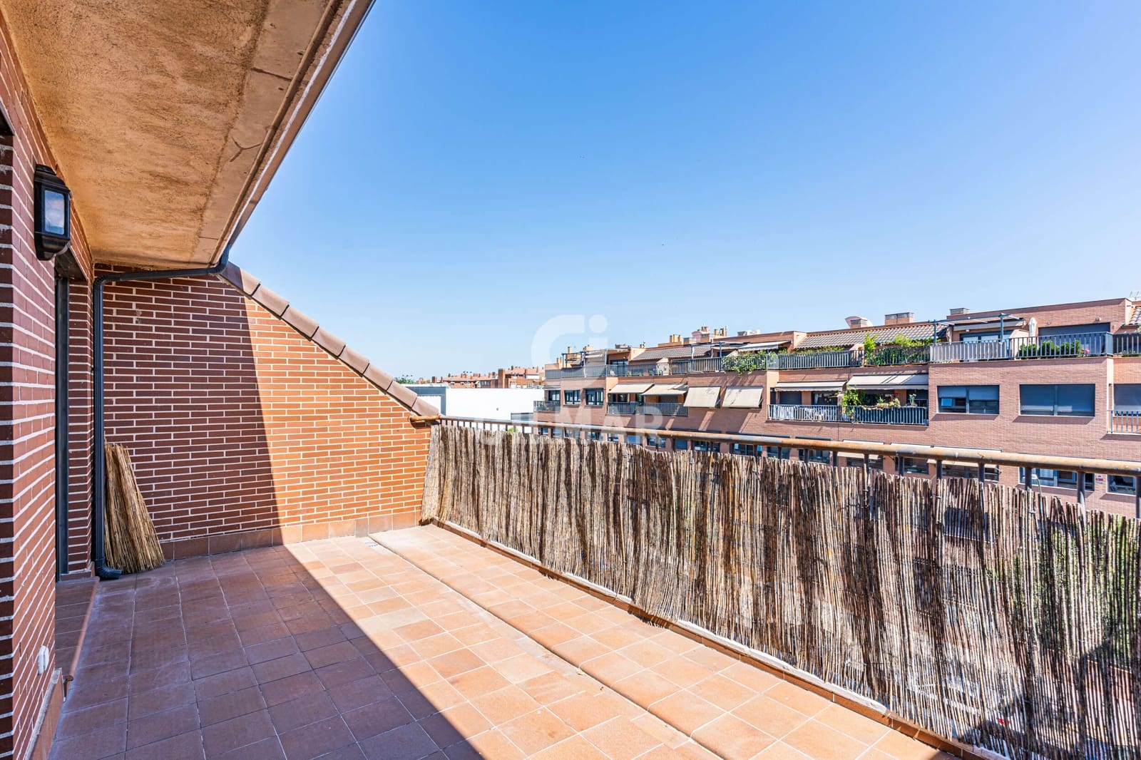 2 sovrum Takvåning till salu i Madrid stad med pool garage - 715 000 € (Ref: 9893249)
