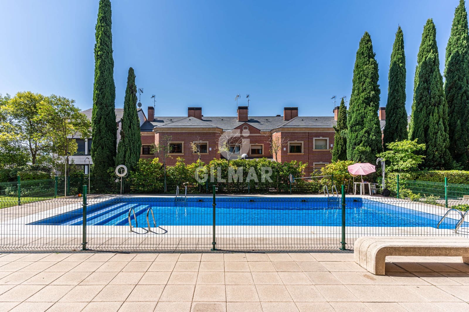 2 sovrum Takvåning till salu i Madrid stad med pool garage - 715 000 € (Ref: 9893249)