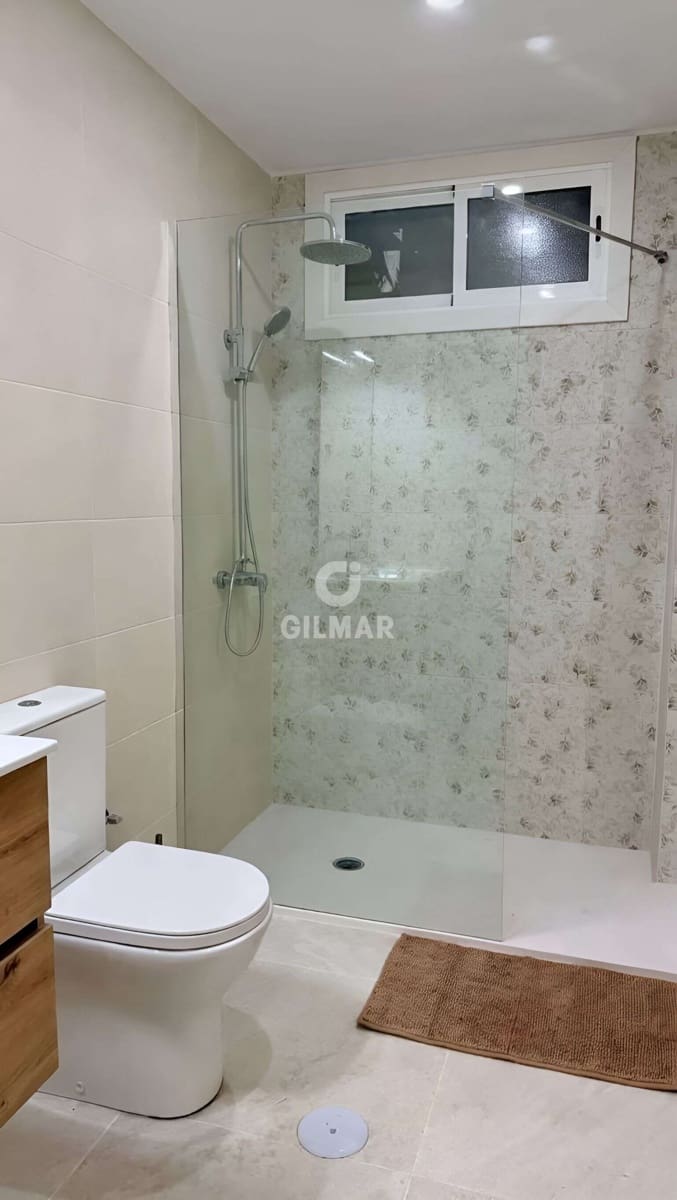 3 chambre Appartement à vendre à Los Cristianos avec piscine - 339 000 € (Ref: 9895381)