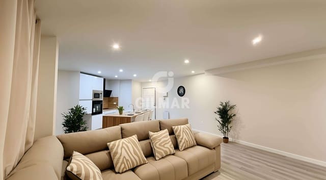 3 chambre Appartement à vendre à Los Cristianos, Arona avec piscine - 339 000 € (Ref: 9895381)