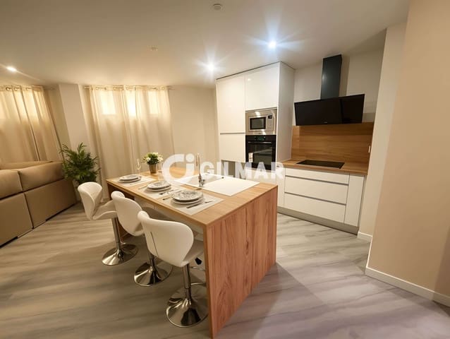 3 makuuhuone Asunto myytävänä paikassa Los Cristianos, Arona mukana uima-altaan - 339 000 € (Ref: 9895381)